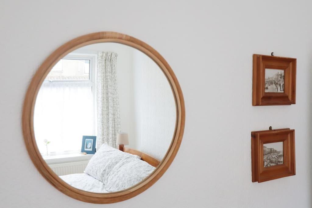 Cute Cottage 4 Mins From Cafes Station And Sea St Leonards-on-Sea Zewnętrze zdjęcie